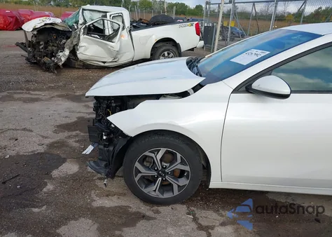 2021 Kia Forte Lxs from USA, damaged, VIN 3KPF24AD8ME298680